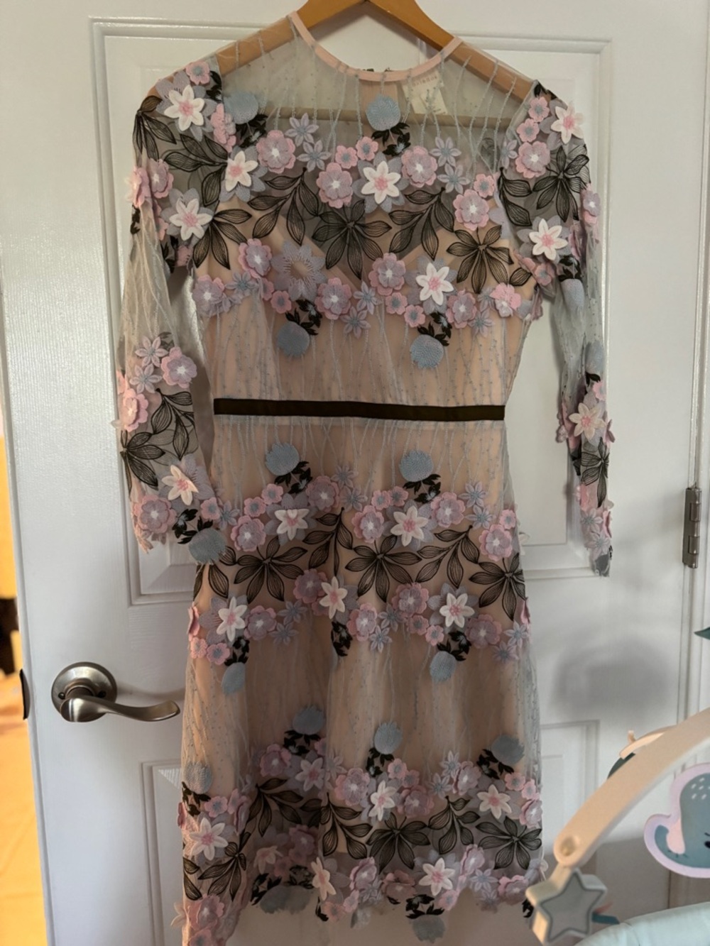 Anthropologie Pastel Pink & Cream Floral Embroidered Dress - Picture 6 of 7